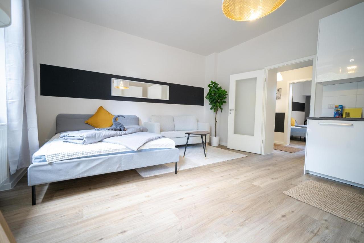 Fullhouse - - L96 - Smarttv - Nespresso - 2 Queensize Beds *